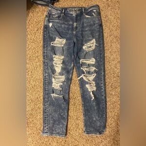 American Eagle Stretch Ripped Curvy Mom Jean Acid Wash